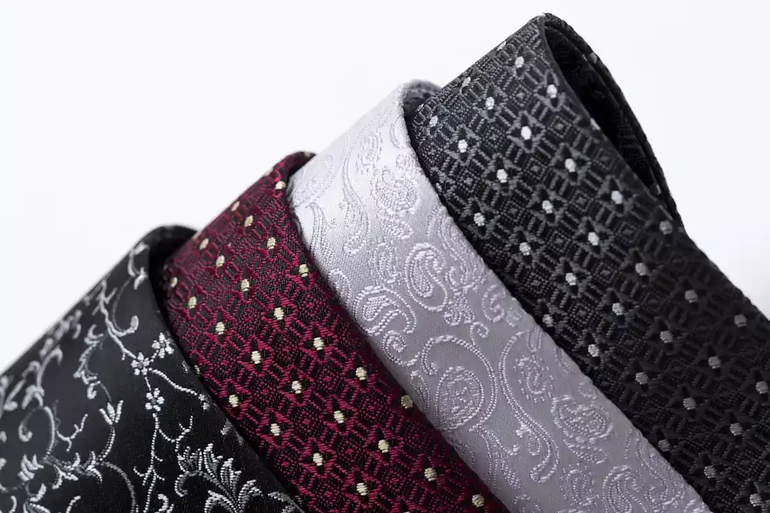Die Kunst der Krawatten bei Maßmanufaktur Schneider